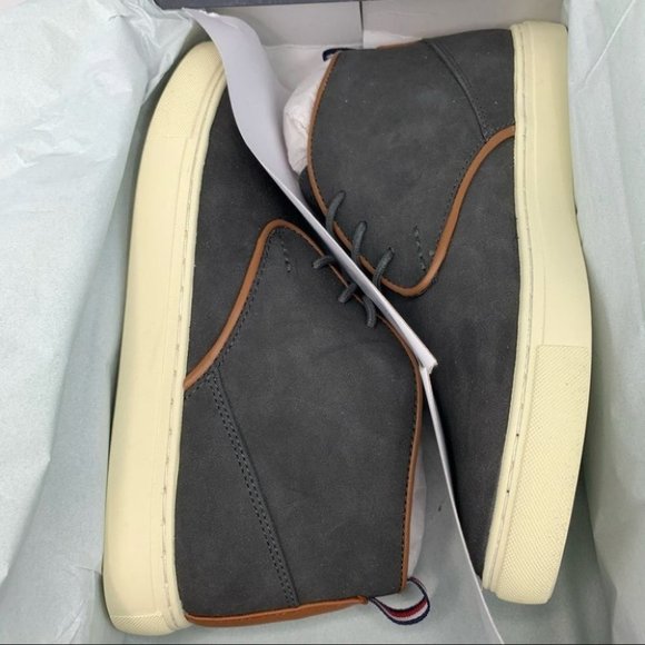 Tommy Hilfiger Men Morven2 Faux-Leather Chukka - Picture 13 of 13